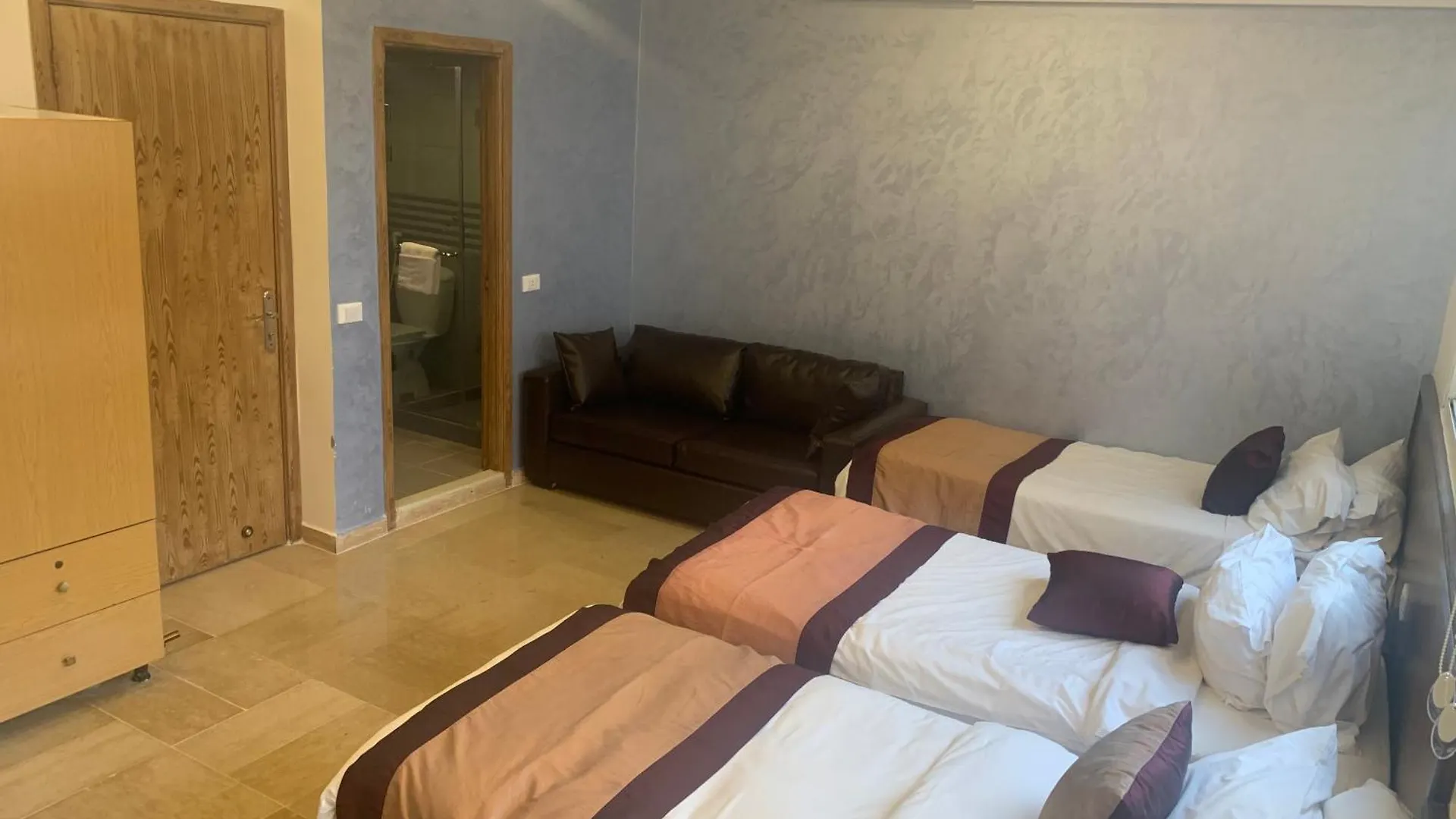 Bliss 3000 Furnished Studios Beirut 0*,  Lebanon