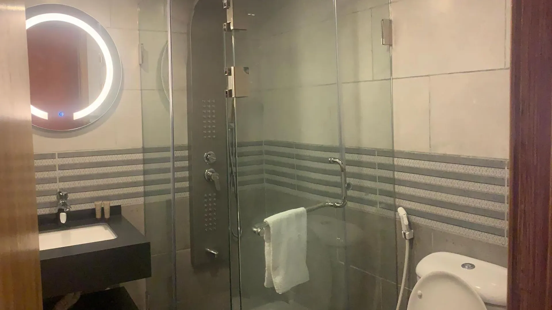 Bliss 3000 Furnished Studios Beirut 0*,