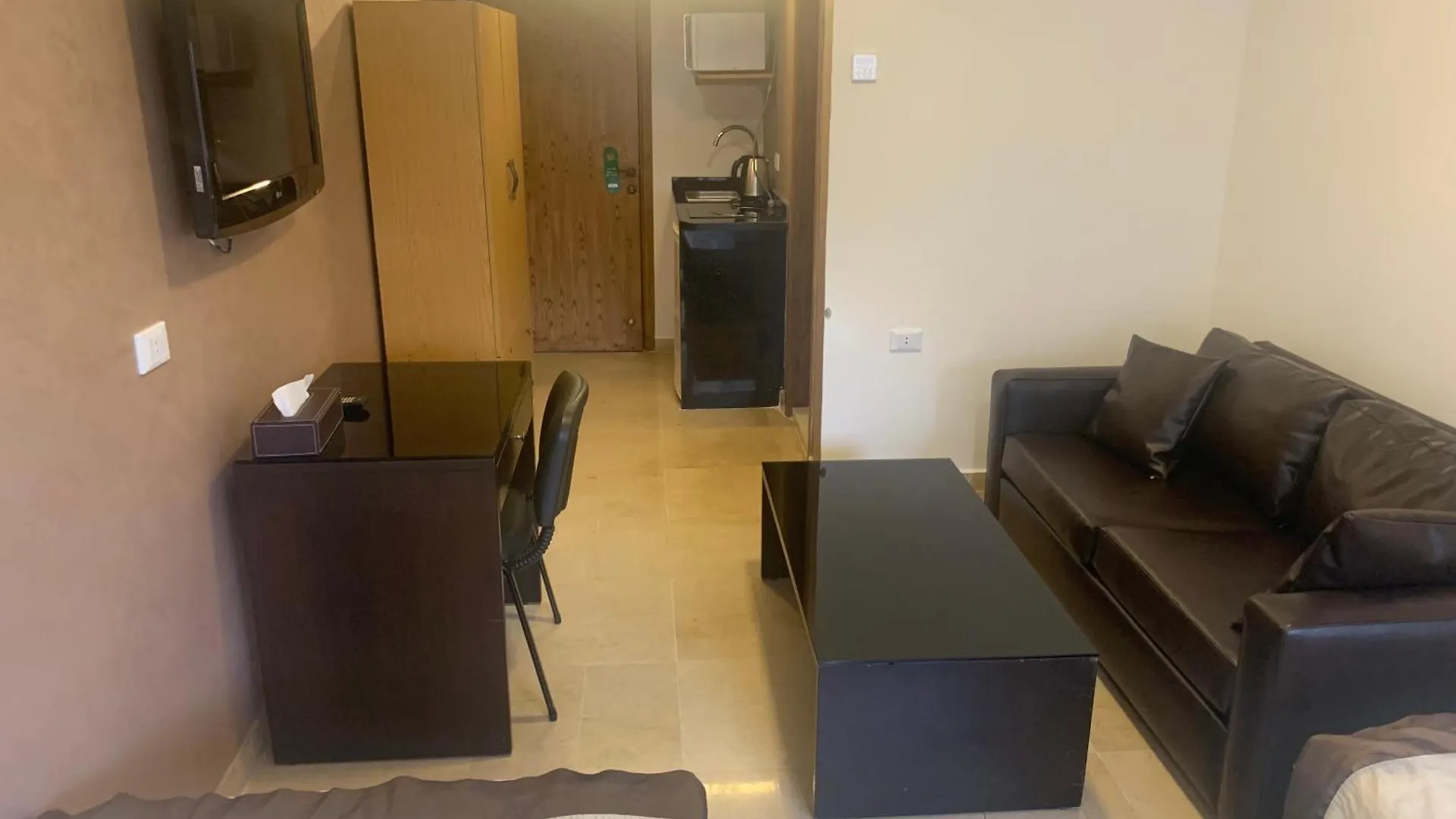 Bliss 3000 Furnished Studios Bejrút